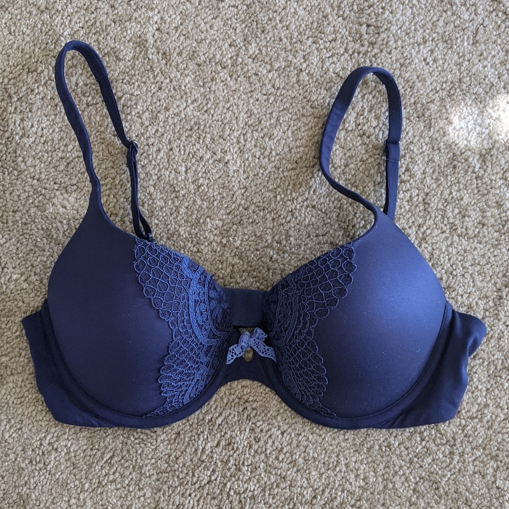 Victoria's Secret 34C Body Bra